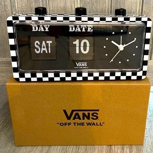 VANS Off The Wall Clock Retro Check Black White Calendar Date - NWT